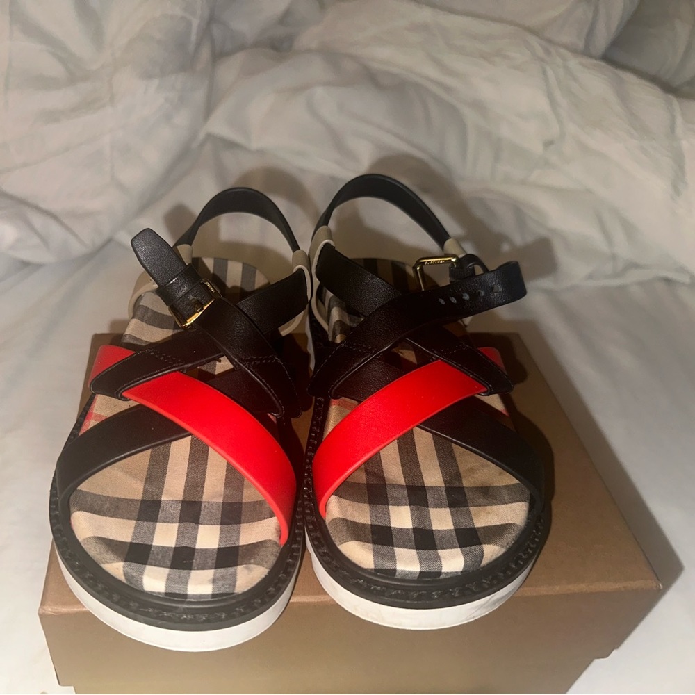 Burberry sandal
